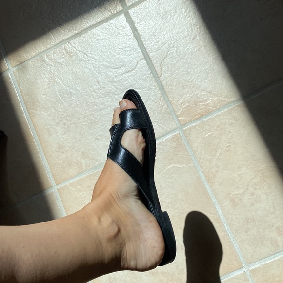 Manolo Blahnik Black Sandals - Picture 2 of 8